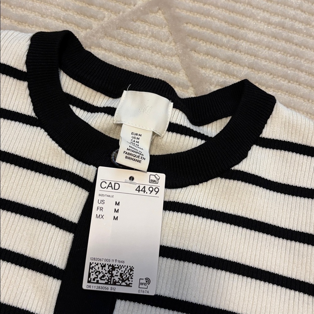 ✨NWT✨ H&M Striped Rib Short-sleeved Cardigan (M) - Picture 6 of 7